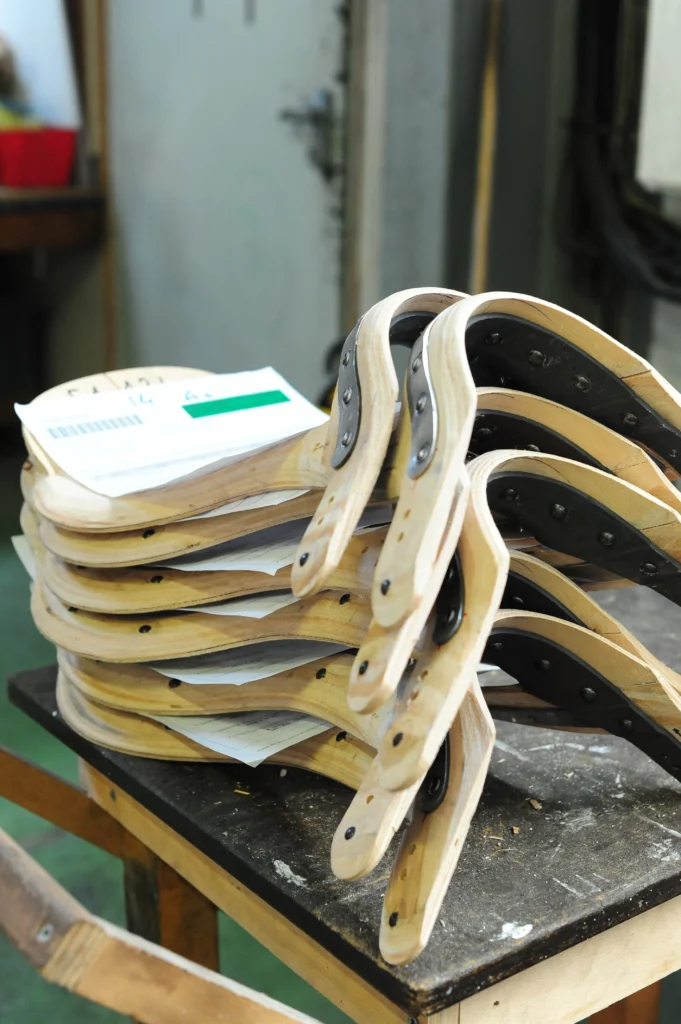 Arçon de selle ferré