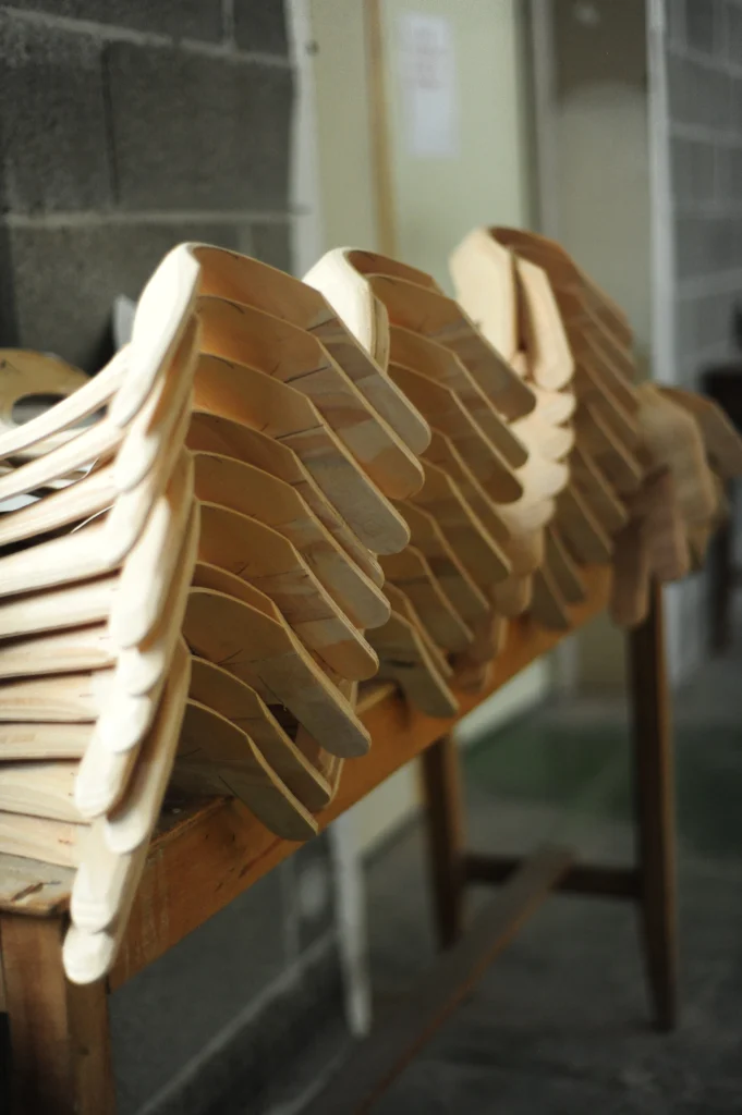 Arçon de selle prêt à être ferré